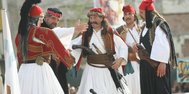 25η Μαρτίου: Οι “σκοτεινές ώρες” του 1821 – Η Επανάσταση, οι εμφύλιοι και η μετάνοια στα πεδία των μαχών