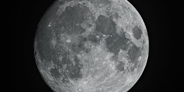 Σπάνια σύμπτωση: Η εαρινή ισημερία συμπίπτει με την τρίτη και τελευταία υπερπανσέληνο του 2019