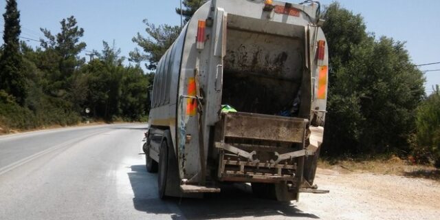Τραγικό τροχαίο στην Εύβοια: Απορριμματοφόρο παρέσυρε και σκότωσε γυναίκα