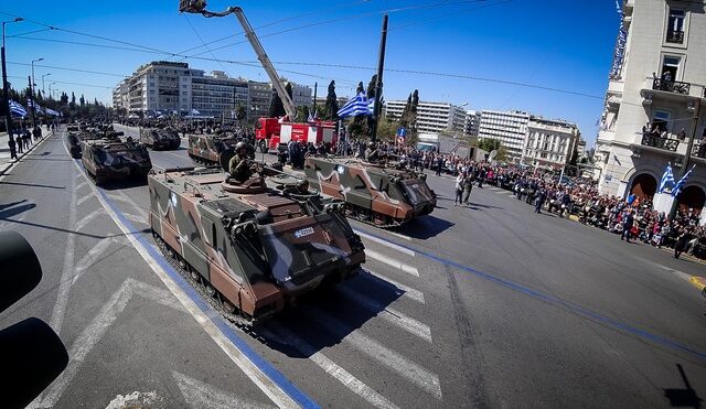 25η Μαρτίου: Στρατιωτική παρέλαση – Ακούστηκε το Μακεδονία Ξακουστή, όλα όσα έγιναν
