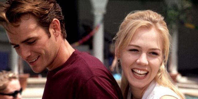 Luke Perry: Η “Κέλι” αποστομώνει όσους την κατηγορούν ότι δεν έγραψε τίποτα για το θάνατο του “Ντίλαν”