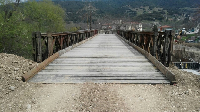 Παραδόθηκε στον Φενεό Κορινθίας, γέφυρα τύπου Μπέλεϋ