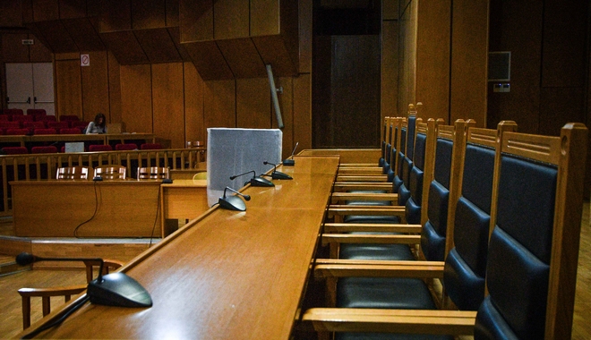 Δίκη Ζαφειρόπουλου: Μάρτυρες που πεθαίνουν, δικηγόροι – μεσάζοντες, απειλές και εκβιασμοί