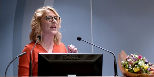 Δούρου: Σκύλευσαν τη μνήμη των νεκρών για λίγες ψήφους παραπάνω