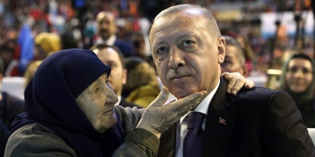 Ερντογάν: Ασέβεια στο Ισλάμ η συγκέντρωση για την Παγκόσμια Ημέρα της Γυναίκας