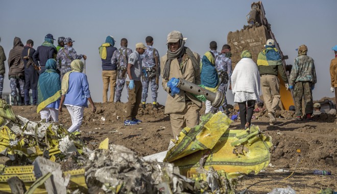 Συντριβή αεροσκάφους της Ethiopian Airlines: Αιθιοπία και Κίνα καθηλώνουν στο έδαφος όλα τα Boeing 737