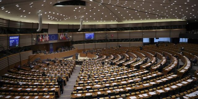Ευρωβουλή: Η Ρωσία δεν μπορεί να είναι πλέον στρατηγικός εταίρος της ΕΕ
