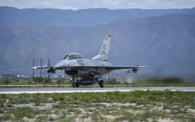 Ηνίοχος 2019: Έφτασαν στην Ανδραβίδα τα αμερικανικά F-16