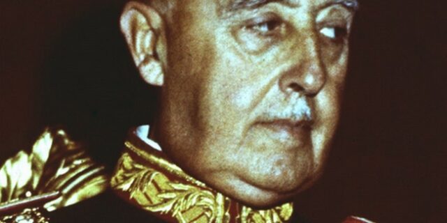 Ισπανία: Το λείψανο του Φράνκο θα εκταφεί και θα ενταφιαστεί εκ νέου