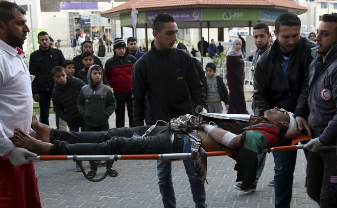 Γάζα: 17 Παλαιστίνιοι τραυματίες από πυρά Ισραηλινών στρατιωτών