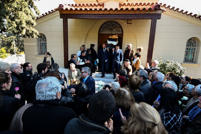 Φαίδων Γεωργίτσης: Πλήθος κόσμου αποχαιρέτησε τον σπουδαίο ηθοποιό