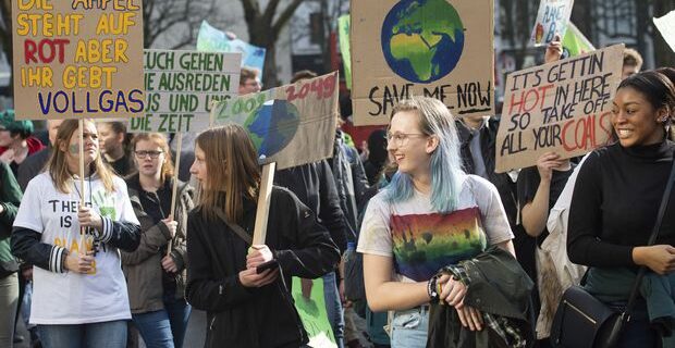 Μαθητική διαδήλωση κατά της κλιματικής αλλαγής στο Αμβούργο