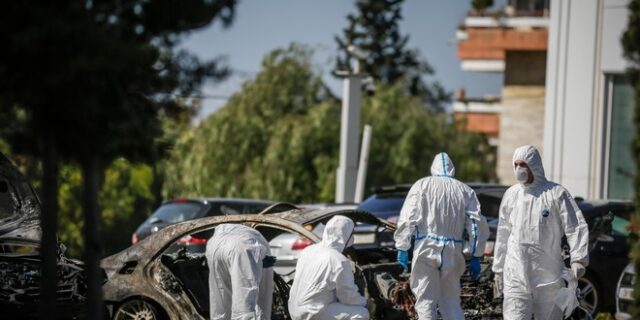 Έκρηξη στη Γλυφάδα: Δίπλωμα με αραβικό όνομα και αυστραλιανές πινακίδες στο αυτοκίνητο