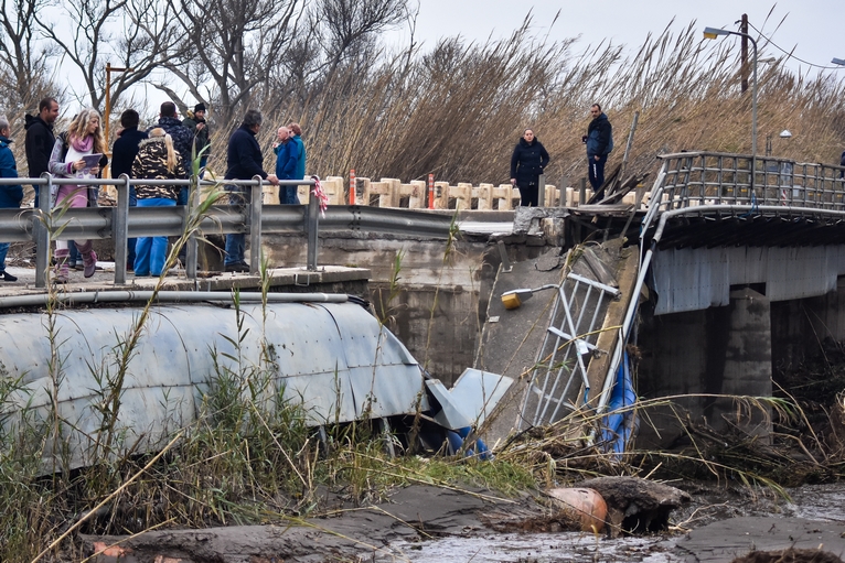 Κρήτη: Κάτοικοι έφτιαξαν μόνοι τους τον δρόμο στον Κερίτη – Καμία συνεννόηση με τις υπηρεσίες