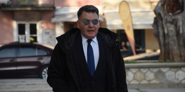Αλ. Κούγιας: “Θέλω να μηνύσω τη Μενδώνη εάν μου το επιτρέψει ο Λιγνάδης”