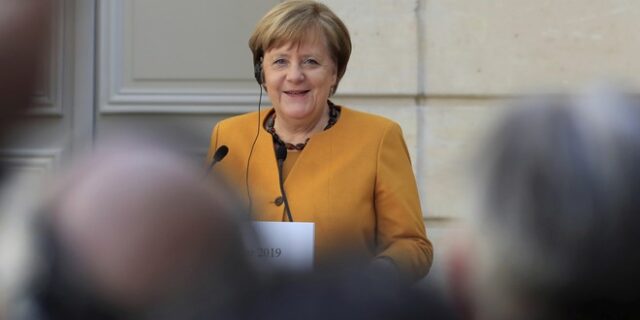 Έπαινοι Μέρκελ σε μαθητές που διαδηλώνουν για το κλίμα