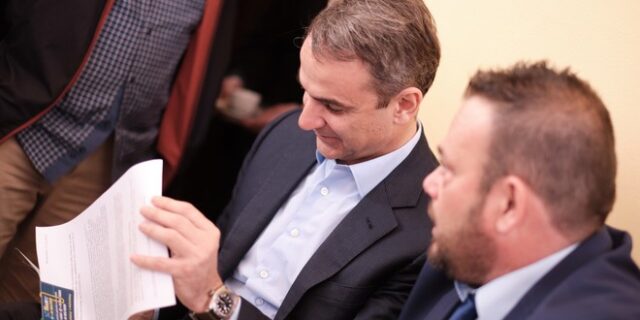 Κόντρα Μητσοτάκη – Λυμπερόπουλου για τα ταξί