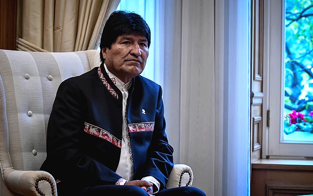 Ο Μοράλες καταγγέλλει την αντιπολίτευση ότι θέλει ξένη επέμβαση στη Βολιβία