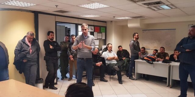 O Κώστας Μπακογιάννης στη Δημοτική Αστυνομία της Αθήνας
