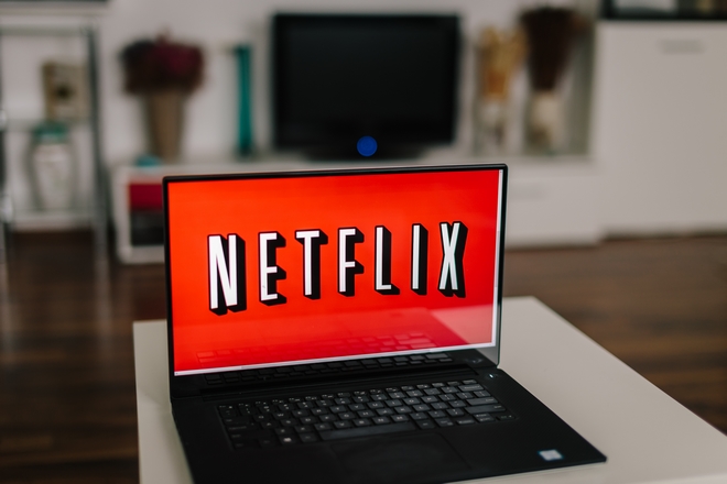 Αλλάζει η τηλεοπτική αγορά στη Γαλλία: Συνεργασία Canal+ και Netflix