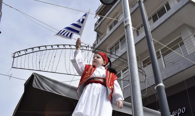 Καιρός: Τοπικές συννεφιές το τριήμερο – Κρύο την επόμενη εβδομάδα