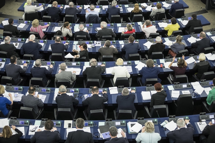Εκλογές 2019: Η πρώτη προβολή εδρών για το νέο Ευρωκοινοβούλιο