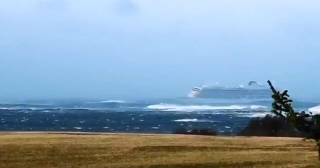 Νορβηγία: Διακόπηκε η εκκένωση του κρουαζιερόπλοιου – Ρυμουλκείται σε λιμάνι