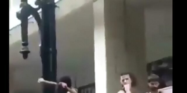 Ξεπέρασε τα όρια: Ο Μπολσονάρο απάντησε στους επικριτές του με πορνό βίντεο