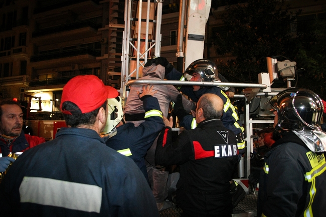 Θεσσαλονίκη: Δεκάδες κατοικίδια ζώα κάηκαν, ύστερα από φωτιά σε μονοκατοικία