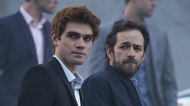 Luke Perry: 5 πράγματα που δεν ήξερες για το Riverdale, την τελευταία του σειρά