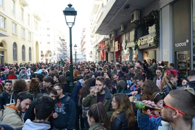 Θεσσαλονίκη: 135 τόνοι σκουπιδιών μόνο στο κέντρο της πόλης την Τσικνοπέμπτη