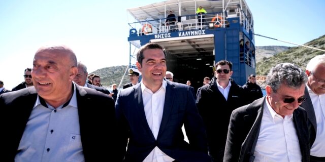 Συνάντηση Τσίπρα με τον δήμαρχο Αγαθονησίου και άλλους φορείς