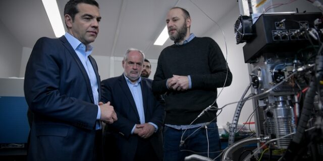 LIVE EIKONA: Η επίσκεψη Τσίπρα στο Εθνικό Κέντρο Έρευνας Φυσικών Επιστημών “Δημόκριτος”