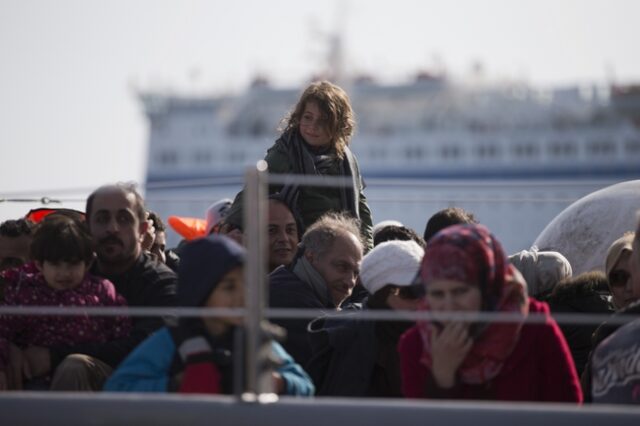 Τουρκία: 3 γυναίκες και 1 νήπιο πνίγηκαν όταν ανατράπηκε πλοιάριο