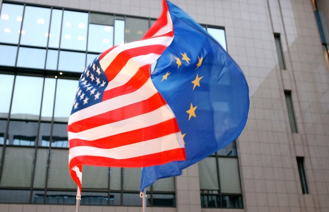 Η πανδημία είναι πιθανό να προκαλέσει ένταση στις σχέσεις ΗΠΑ – ΕΕ