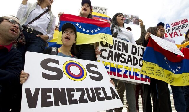 Βενεζουέλα: Οι ΗΠΑ αποσύρουν το διπλωματικό τους προσωπικό από το Καράκας