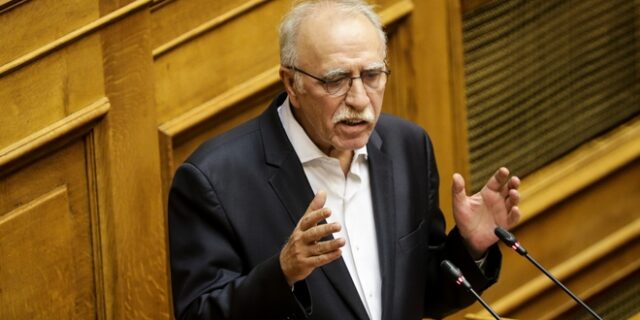 Βίτσας: Να αναιρεθεί η υπαγωγή της μεταναστευτικής πολιτικής στο υπουργείο Προστασίας του Πολίτη