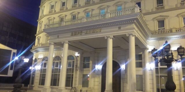 Βόρεια Μακεδονία: Τα Σκόπια “μυρίζουν” Ελλάδα και μιλούν (και) ελληνικά