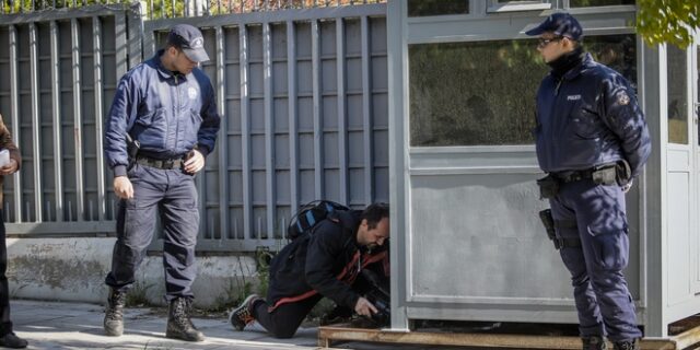 Επίθεση στο ρωσικό προξενείο: Την Οργάνωση Επαναστατικής Αυτοάμυνας “βλέπουν” οι Αρχές