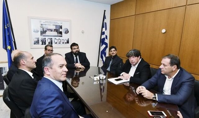 LIVE: Η σύσκεψη ολοκληρώθηκε –  Δεν θα γίνει το ντέρμπι της Κυριακής