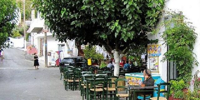 Το Κρητικό χωριό όπου δεν καπνίζει κανείς
