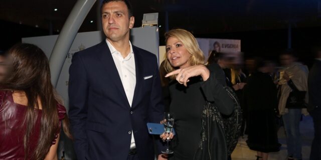 “Όταν χαμογελάς εσύ, χαμογελώ κι εγώ”: Ενθουσιασμένες οι κόρες της Τζένης Μπαλατσινού για τον γάμο με τον Βασίλη Κικίλια