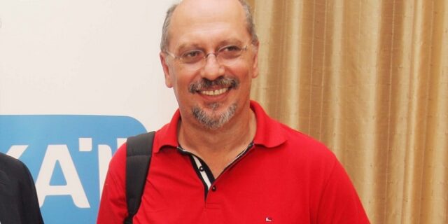 Πέθανε ο δημοσιογράφος Βασίλης Λυριτζής