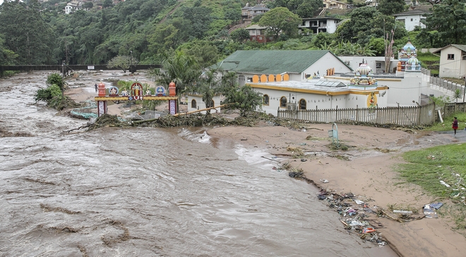 Ν. Αφρική: Στους 70 οι νεκροί από τις πλημμύρες