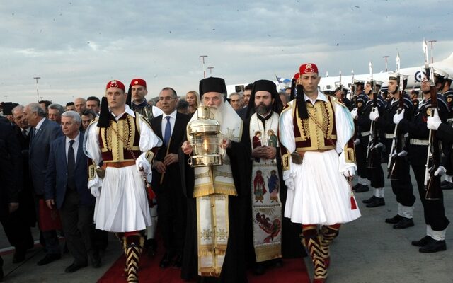 Άγιο Φως: Πως θα φτάσει σε όλη την Ελλάδα