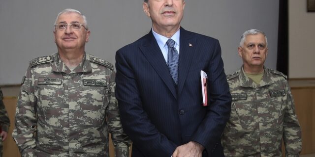 Τουρκική υποχώρηση: Ο Ακάρ ανακοίνωσε πιθανή αναβολή παραλαβής των S-400