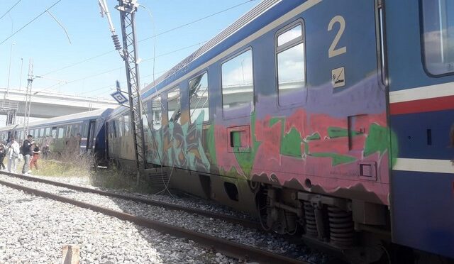 Λάρισα: Εκτροχιάστηκε αμαξοστοιχία μετά το Παλαιοφάρσαλο