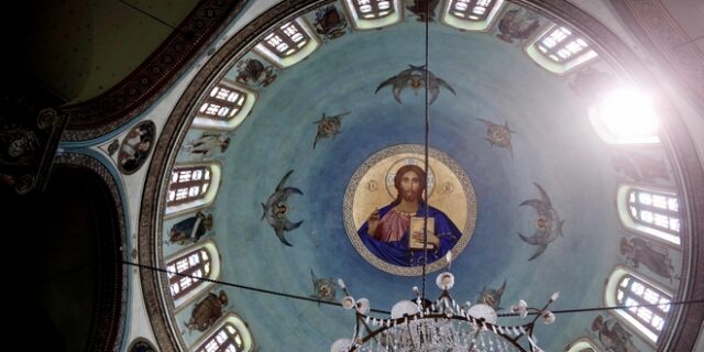 Έλληνες επιστήμονες ψηφιοποιούν χριστιανικά χειρόγραφα στο Σινά