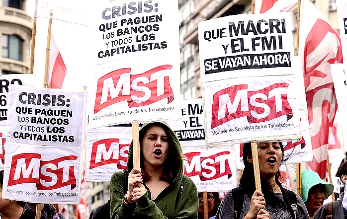 Η Αργεντινή εκπέμπει SOS: Πληθωρισμός, φτώχεια και ΔΝΤ γίνονται θανατηφόρο κοκτέιλ