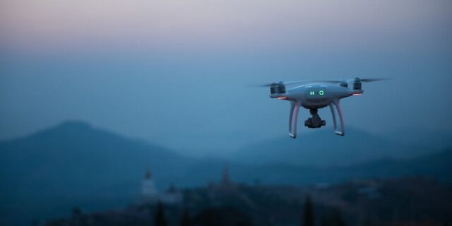 Ιρλανδία: Ο πρώτος διανομέας μέσω drone άρχισε τις παραδόσεις ιατρικού υλικού και τροφίμων